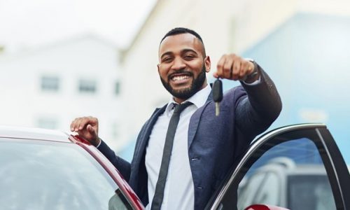 Conheça quatro dicas para economizar na compra de um carro