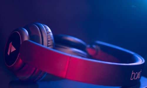 Qual o melhor fone de ouvido bluetooth? Confira 5 opções! 