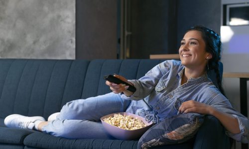 Assistir TV pelo Computador: A Transformação Digital na Experiência Audiovisual